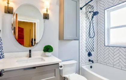 7 dicas para otimizar e decorar banheiros pequenos