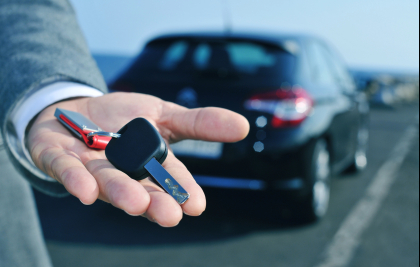 5 cuidados que todos os turistas precisam tomar na hora de alugar um carro