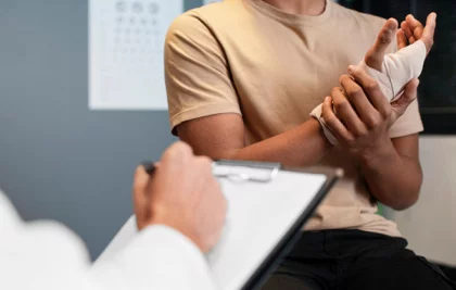 Calçadas ruins de grandes cidades podem provocar quedas e fraturas